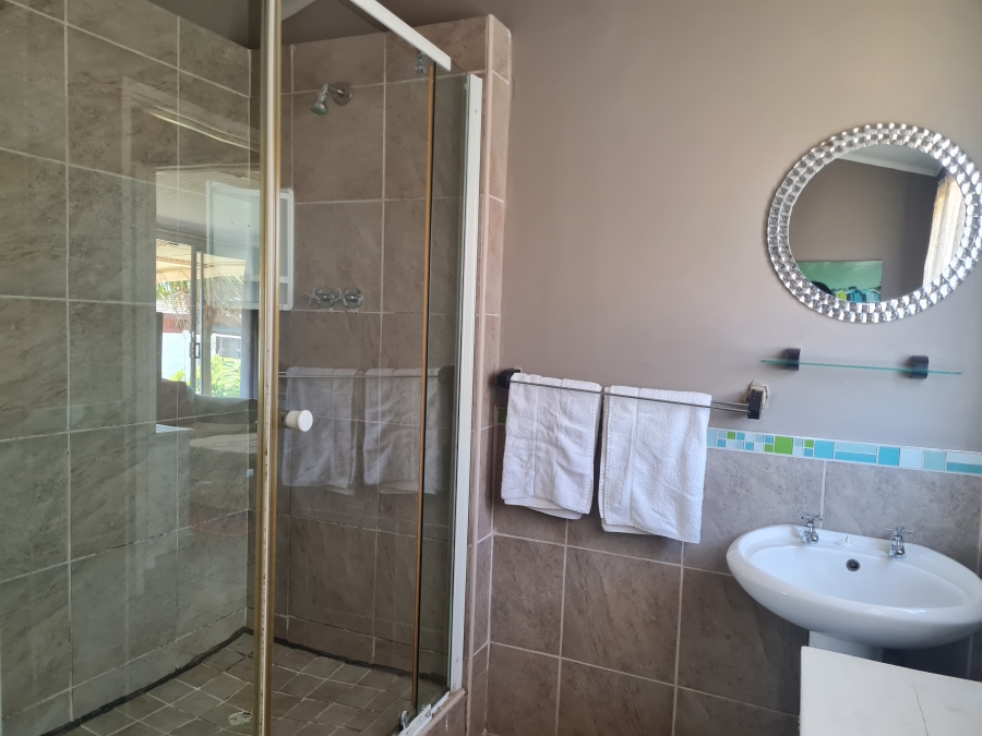 3 Bedroom Property for Sale in Jeffreys Bay Central Eastern Cape